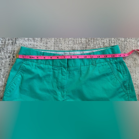 J Crew 100% Cotton Broken In Chino Shorts - Green - Size 4 - Picture 8 of 8